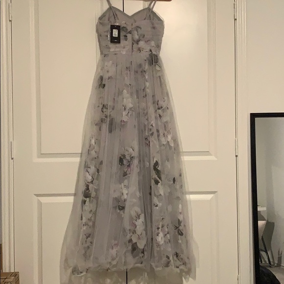 *NEW* Fashionnova Floral Maxi Dress - Picture 3 of 3